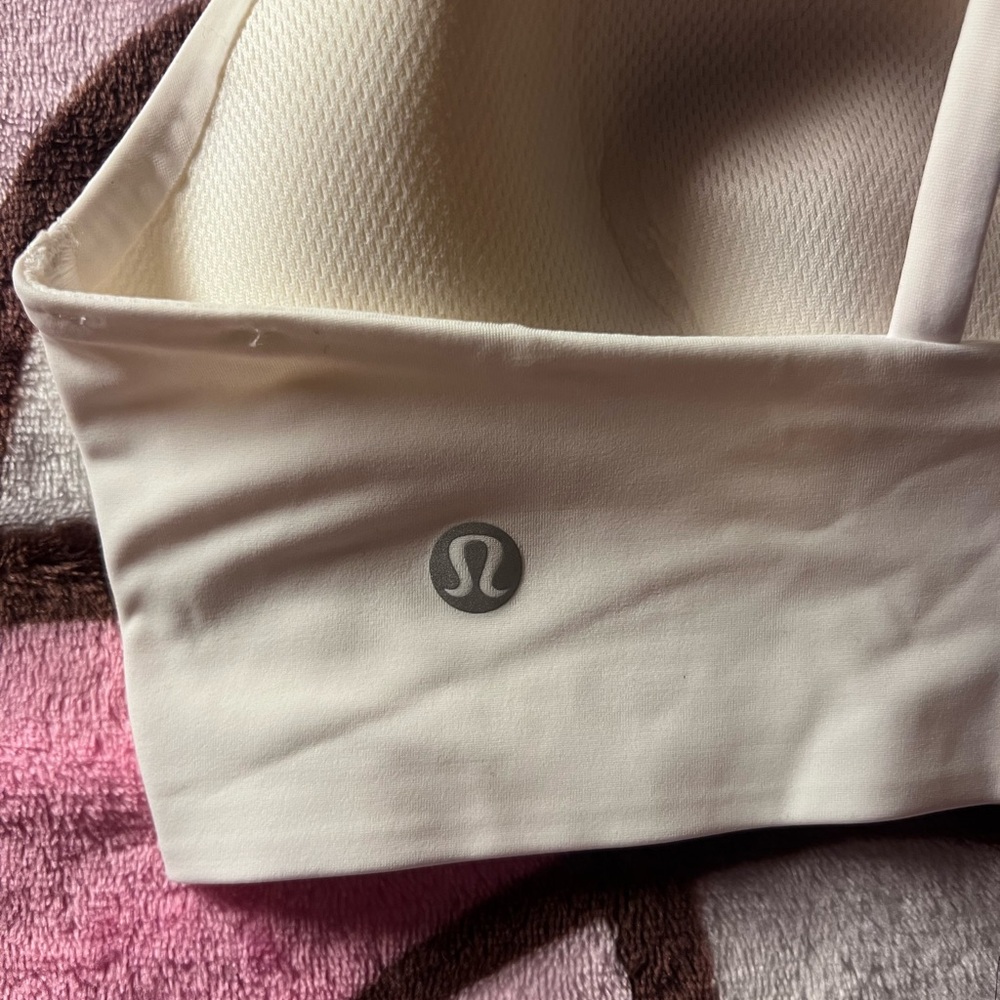 Lululemon white sports bra - Picture 3 of 3